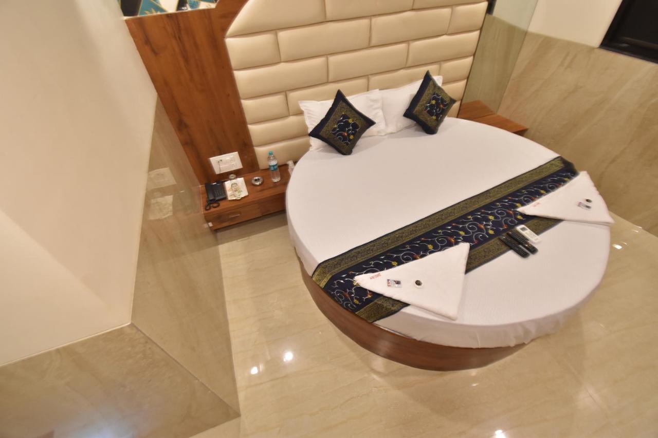 Hotel Dream Palace Residency - Near To Us Embassy Bkc Mumbai Exterior photo